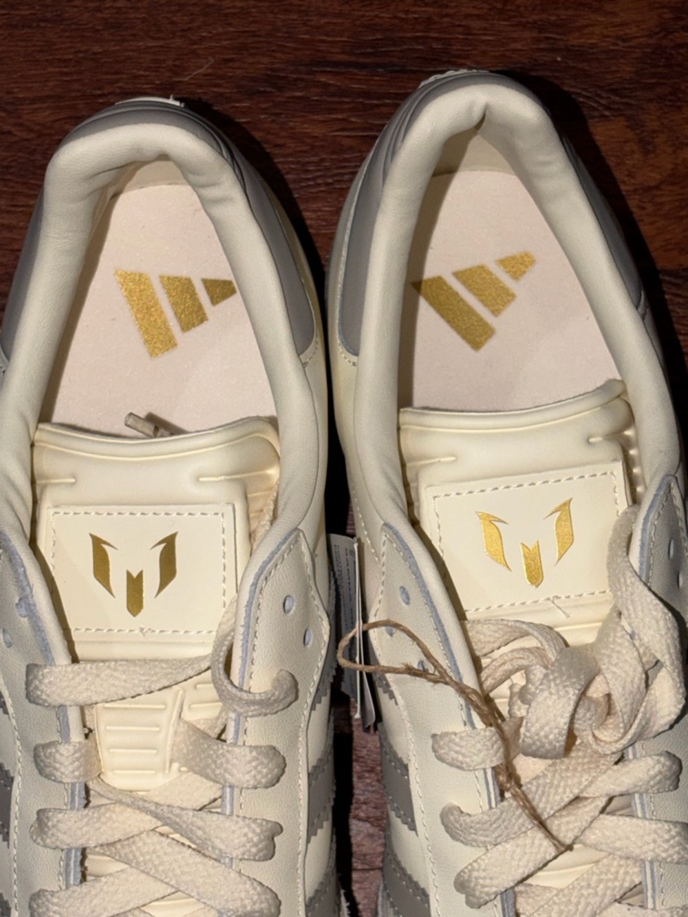 Adidas Messi - Picture 7 of 14
